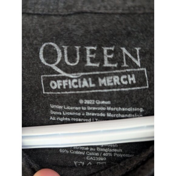 Official Queen Band Rock T-Shirt Size: Medium - Picture 2 of 2